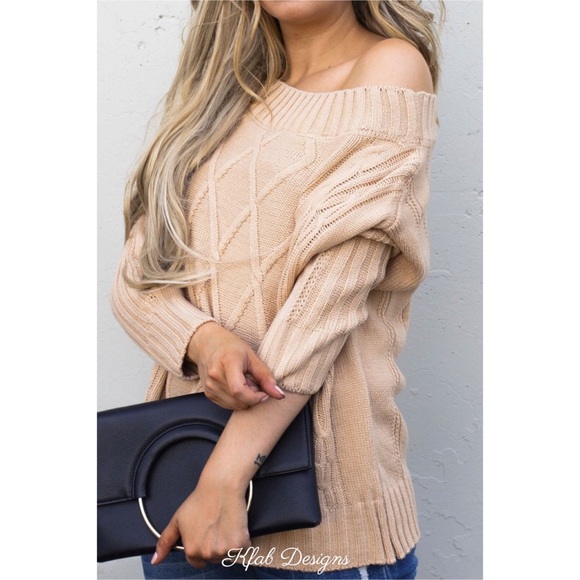 ❤️LAST 1! Comfy Cable Knit Off Shoulder Sweater! - Picture 2 of 6